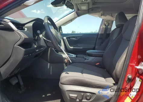 2023 Toyota Rav4 Xle z USA, uszkodzony, nr VIN 2T3P1RFV4PW370456